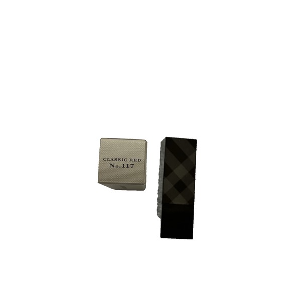 Burberry Kisses Hydrating Lip Color Lipstick Classic Red No. 117 3.3 g 0.11 oz - Picture 2 of 4